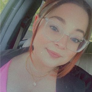 Meet your Posher, Kelsey